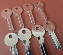 Load image into Gallery viewer, 8 x JMA TRI-5D Cylinder Key Blank for Tri-circle Silver Finish
