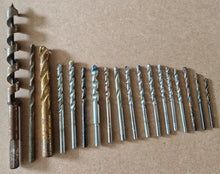 Load image into Gallery viewer, Job Lot Of 18 Drill Bits Various Sizes
