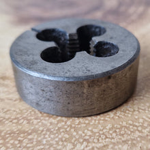 Load image into Gallery viewer, AH Brand 7" x 16 BSP die Engineering Tool Made In England

