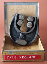 Load image into Gallery viewer, Matrix 7/16" x 20 ANF - 2 R/14 INSP R2 Adjustable Roller Thread Caliper Gauge

