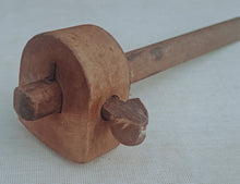 Load image into Gallery viewer, Vintage Wooden Marking Gauge – Antique Woodworking Tool – 24cm – Carpenter Tool
