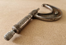 Load image into Gallery viewer, Moore &amp; Wright No.966 1" - 2" External Outside Micrometer 0.001"

