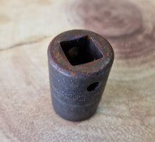 Load image into Gallery viewer, SNAP ON Tools IM200 1/2" Drive 5/8" Impact Socket 6 Point USA
