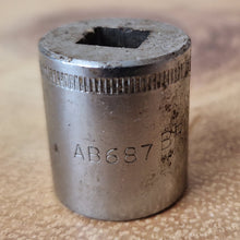 Load image into Gallery viewer, Britool 11/16" AF 3/8" drive socket classic bike car mechanic British tool AB687
