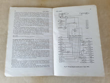 Load image into Gallery viewer, Olyslager Motor Manual 102 FORD TRANSIT Petrol-Engine from 1965 Handbook 1971
