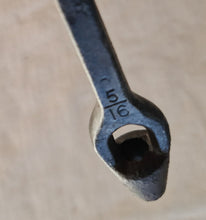 Load image into Gallery viewer, Vintage Priory 5/16 Hole Punch Leather Gasket, Leatherwork Tool , 9.5cm long
