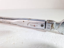 Load image into Gallery viewer, Sturtevant Richmond CM 50-250 in.lbs, 58-288 kg cm torque wrench, LTC-1, AE 39mm
