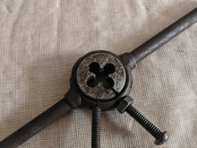 Load image into Gallery viewer, Vintage Tap &amp; Die Handle with Round Die – DORMER – 23.5cm Long Heavy Duty

