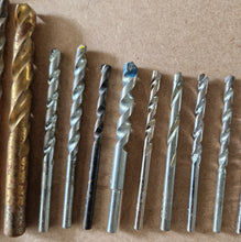 Load image into Gallery viewer, Job Lot Of 18 Drill Bits Various Sizes
