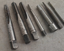 Load image into Gallery viewer, Job Lot of 7 Vintage Engineering Taps, Reamers &amp; Cutter - Metalworking Tool Set
