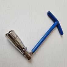 Load image into Gallery viewer, Spark Plug Removal Tools Flexible Spanner Socket 5/8 &amp; 16MM T-Bar T-Handle
