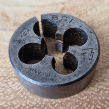 Load image into Gallery viewer, Whit 5/16" x 18 die Engineering Tool Made In England
