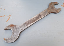 Load image into Gallery viewer, Vintage Tap Washer Plumber Spanner Open End
