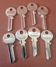Load image into Gallery viewer, 8 x JMA TRI-5D Cylinder Key Blank for Tri-circle Silver Finish
