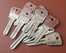 Load image into Gallery viewer, 10 x CEA LF 14S BLANK KEYS, UNCUT, FOR AUTOMOTIVE CARS
