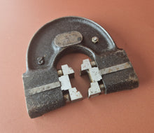 Load image into Gallery viewer, Matrix 256 x 26 MED 2 1/4 BSF BSI MED Adjustable Thread Caliper Gauge In Case
