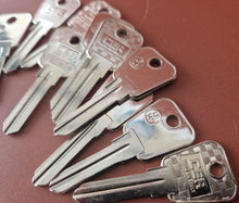 Load image into Gallery viewer, 10 x CEA LF 14S BLANK KEYS, UNCUT, FOR AUTOMOTIVE CARS
