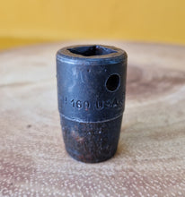 Load image into Gallery viewer, Snap-On 1/2 PDH-160 USA 12 point socket. Pat no. 3273430
