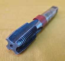 Load image into Gallery viewer, Dormer HSS G.T 5/8 (U)NF, 18 , 14.5mm Taper Threading Tap, Made In England
