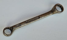 Load image into Gallery viewer, VINTAGE GORDON TOOLS RING SPANNER   5/8AF - 11/16AF, Old Used Mechanics  Wrench
