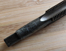 Load image into Gallery viewer, Vintage L.A.L Ltd HSS Hand Tap 5/8" x 14 BSF - Made in England
