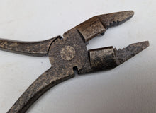 Load image into Gallery viewer, Vintage Combination Pliers Hand Tool 18.5cm long
