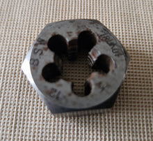 Load image into Gallery viewer, TruKut 1/2" 12 BSW Hexagonal Die Nut
