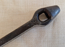 Load image into Gallery viewer, Vintage Priory 5/16 Hole Punch Leather Gasket, Leatherwork Tool , 9.5cm long

