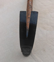 Load image into Gallery viewer, Vintage Claw Hammer – 32.5cm Long – Wooden Handle – Classic Carpentry Tool
