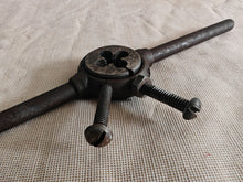 Load image into Gallery viewer, Vintage Tap &amp; Die Handle with Round Die – DORMER – 23.5cm Long Heavy Duty

