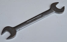Load image into Gallery viewer, BRITOOL 9/16BS 1/2W x 5/8BS 9/16W OPEN END SPANNER 2J92101
