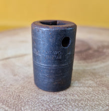 Load image into Gallery viewer, SNAP ON Tools IM200 1/2" Drive 5/8" Impact Socket 6 Point USA
