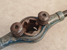 Load image into Gallery viewer, Genuine Vintage 1" x 16 TPI Round Threading Die + 40cm Die Holder Handle
