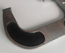 Load image into Gallery viewer, Ambrose Shardlow 3"-4" Outside Micrometer Vintage Engineering Measuring Tool Use
