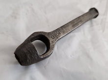Load image into Gallery viewer, Vintage Priory 3/8 Hole Punch Leather Gasket, Leatherwork Tool , 9cm long
