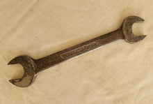 Load image into Gallery viewer, Bedford Vanadium 5/8 BS 9/16 W , 9/16 BS 1/2 W Spanner Wrench Tool , No: QW1618
