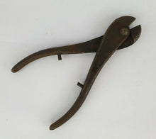 Load image into Gallery viewer, Vintage Eiro Cutting Plier Made In Germany, Old used hand tool
