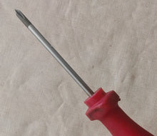 Load image into Gallery viewer, Vintage Phillips Screwdriver 14cm Red Handle Short Stubby Driver DIY Tool
