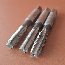 Load image into Gallery viewer, 3 x Dormer 3/8 (U)NC, 16 , 8.0mm Drill GT Taper Threading Tap, Made In England
