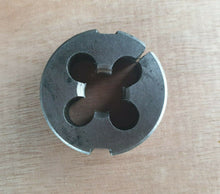 Load image into Gallery viewer, Johansson Bsf 1/2, G, Engineering Thread Cutting Die, Vintage Tool
