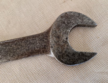 Load image into Gallery viewer, Bedford Vanadium 5/8 BS 9/16 W , 9/16 BS 1/2 W Spanner Wrench Tool , No: QW1618
