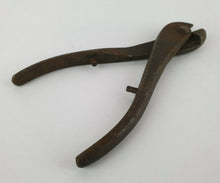 Load image into Gallery viewer, Vintage Eiro Cutting Plier Made In Germany, Old used hand tool
