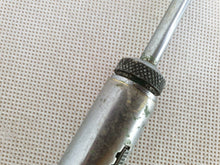 Load image into Gallery viewer, Vintage GUYS Hand tools Ratchet Screwdriver Model RL, Plastic Handle
