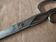 Load image into Gallery viewer, Title: Vintage Richards Speednix Tailor’s Shears Sheffield England – 16.5cm Used
