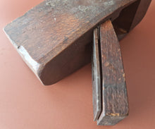 Load image into Gallery viewer, Antique Beech Wood Coffin Shaped Hand Plane Carpentry Woodworking Tool Cast Stee
