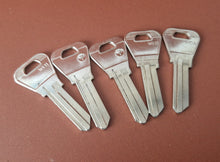 Load image into Gallery viewer, 5 x SILCA WE11  BLANK KEYS, UNCUT, FOR AUTOMOTIVE CARS
