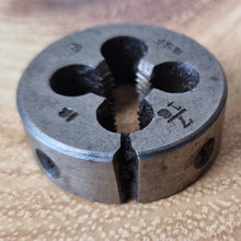 Load image into Gallery viewer, AH Brand 7" x 16 BSP die Engineering Tool Made In England
