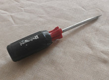 Load image into Gallery viewer, Vintage Richmond Flat Head Screwdriver 15.5cm Stubby Handle Old Tool Retro Works
