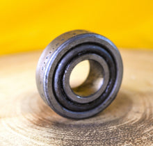 Load image into Gallery viewer, Timken tapered Roller Bearing &amp; race LM11949 LM11910, 40-024
