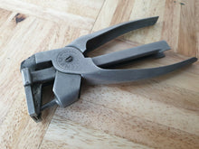 Load image into Gallery viewer, Vintage Mcgills Puritas Stapler Plier Tool vgc Old Tool
